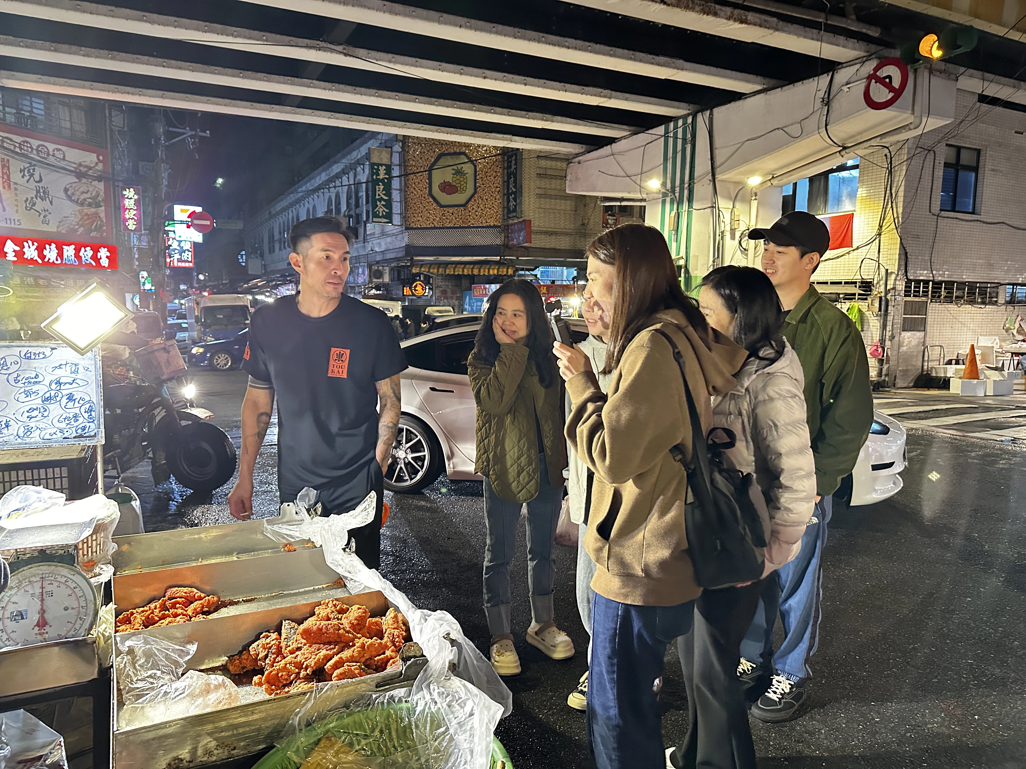 崁仔頂漁市,崁仔頂,崁仔頂生魚片