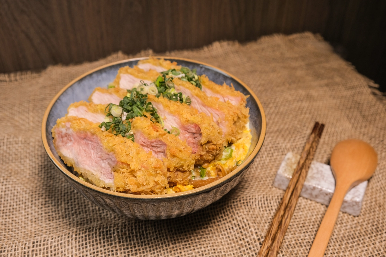 東街日本料理,丼飯,丼飯介紹